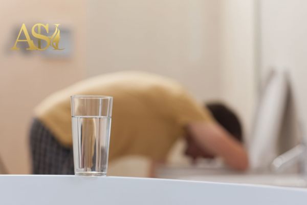 حالت تهوع بعد از عمل بینی