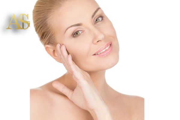 آیا لیفت صورت باعث مصنوعی شدن چهره میشود؟